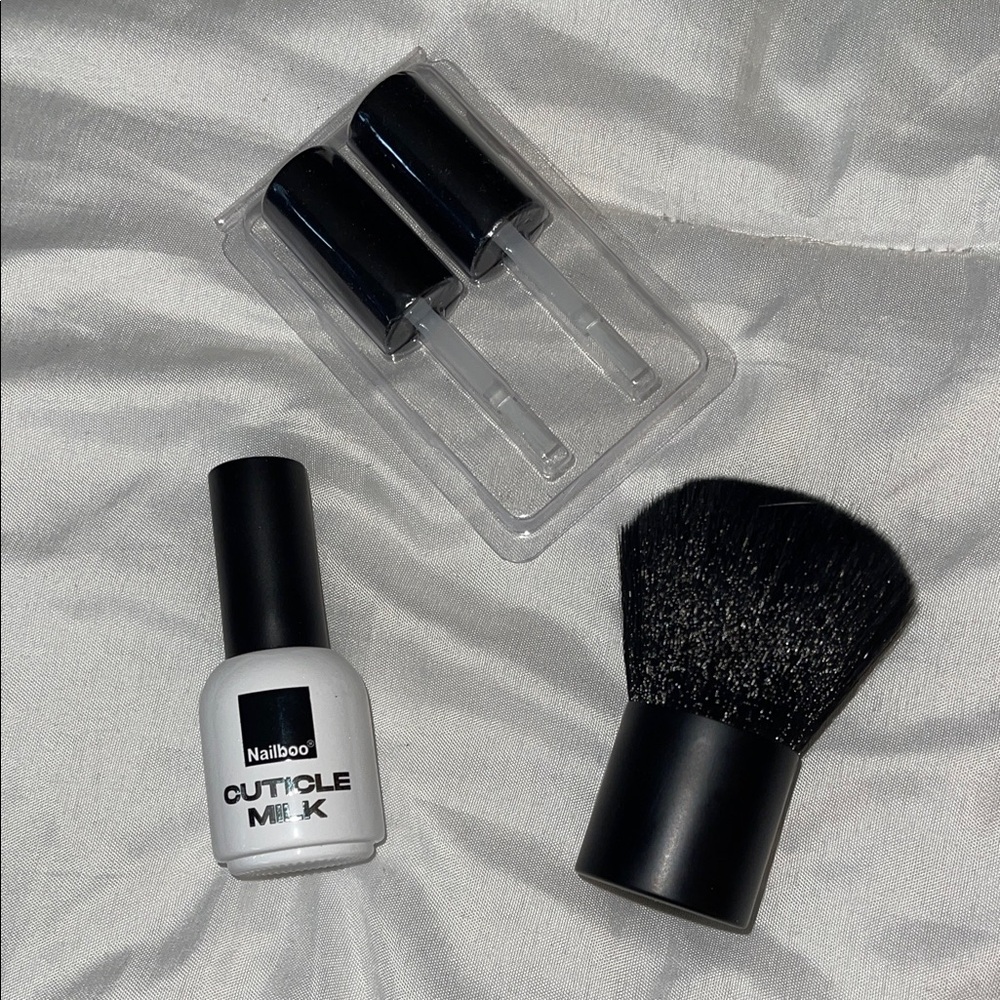 Nailboo Dip Powder Kit - Assorted Colors - Picture 3 of 5